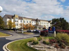 Comfort Inn & Suites Geneva- West Chicago，位于杜佩奇机场 - DPA附近的酒店