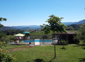 gîtes "Entre les Vignes"，位于Tourreilles的酒店