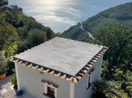 Amalfi Coast - Mini Cottage vista mare con giardino，位于维耶特里的乡村别墅