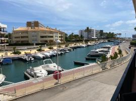 Bonito Apartamento en la Playa del Arenal de Javea，位于哈维亚的酒店