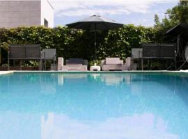 Villa Playa San Juan，位于索托德拉马里纳的酒店