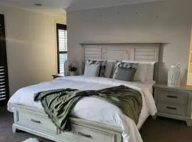 Luxury Green