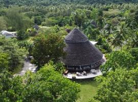 Black Pearl Resort & Spa，位于卢甘维尔的酒店