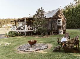 Picturesque Barn located on the Shoalhaven River，位于诺拉的乡村别墅
