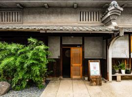 Udatsuya，位于大阪Kamisumuji Shrine附近的酒店