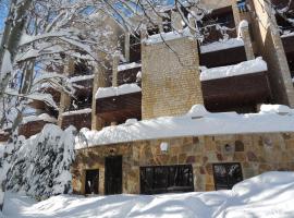 法拉雅乡村俱乐部酒店，位于佛雷亚的酒店