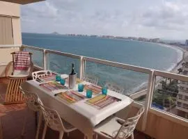 Precioso apartamento en primera línea de playa