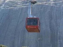 #2BR Cozy Villa - Mins to Historic STM Amusement Park!