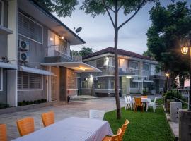 18 guests Seaside Private Terrace, Tg Bungah，位于丹绒武雅的酒店