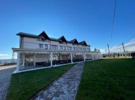 Hotel Restaurant Tismana，位于蒂斯马纳的酒店