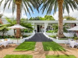 Villa Coloniale Schumacher Luxury Retreat