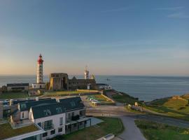 Hostellerie de la Pointe Saint-Mathieu - SPA & Restaurant，位于普卢贡韦兰Saint-Mathieu Lighthouse附近的酒店