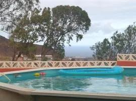 Flor de Loto Romantic Woodhouse casita camping