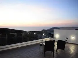 Sunset and Seaview Apartment -Brand New