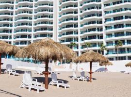 Esmeralda Beach Resort，位于佩尼亚斯科港的酒店
