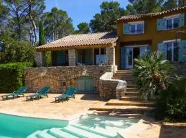 6 Bedroom Amazing Home In Entrecasteaux