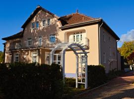 Seehotel Louise，位于Gransee的酒店