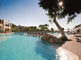 Rhodes Bay Hotel & Spa，位于依克希亚的Spa酒店