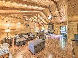 Updated Ruidoso Cabin with Spacious Deck and View