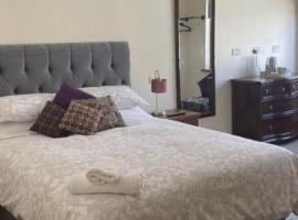 Spacious luxery escape，位于米尔福德港的酒店