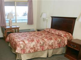Home-Towne Lodge Omaha，位于奥马哈的酒店