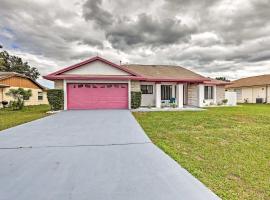 Kissimmee Home with Game Room, 7 Mi to Disney Parks!，位于奥兰多奥兰多树迷航冒险公园附近的酒店