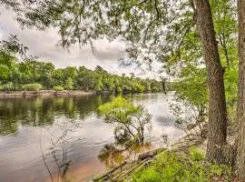 Suwannee Riverfront Home: Grill, Near Springs