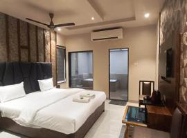 Hotel Apratim，位于Ambernath的酒店