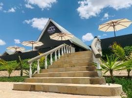 Outback Kenya Lodge，位于马查科斯的酒店