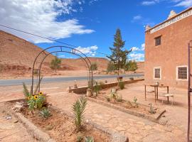 auberge restaurant tombouctou，位于阿伊特本哈杜的酒店