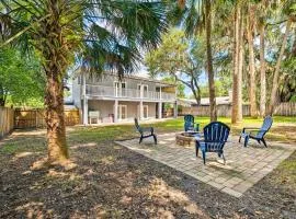 Hot Tub and Game Room Crystal River Retreat!