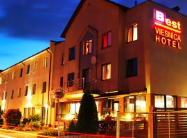 Hotel BEST with FREE PARKING，位于里加的酒店