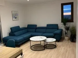 Appartement refait à neuf avec vue sur la ville