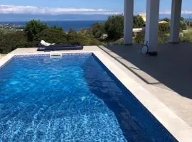 Villa Peony Koroni