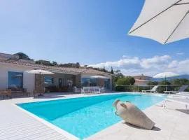 Grande villa à Porto-Vecchio avec piscine, jacuzzi, sauna & fitness - Vue mer