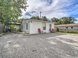 Geneva-on-the-Lake Cottage with Patio - Walk to Shore，位于滨湖杰尼瓦的度假短租房