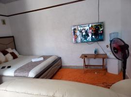 Nash Studio AirbnB，位于纳库鲁的酒店