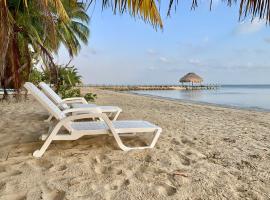 Casita Caribe en reserva natural, playa privada, kayaks, wifi, aire acondicionado，位于San Onofre的海滩酒店