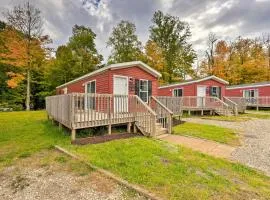 Cassopolis Cabin, Private Deck and Lake Access!