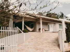 Casa confortável em local tranquilo.