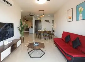 Lovely 3-bedroom with Pool - Puchong for 6 Pax