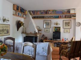 Casa Rosa，位于佩斯卡塞罗利的酒店