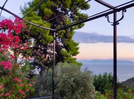 Villa Myrto - Beautiful see-view villa，位于斯塔菲罗斯的酒店