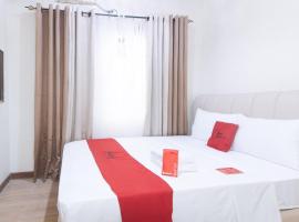 RedDoorz Plus @ Cuarto Verde Staycation，位于马尼拉的酒店