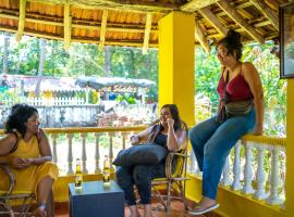 Whoopers Hostel Palolem，位于帕罗林的酒店