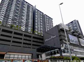 Stay@ Kiara Plaza Kajang/Semenyih FREE Wifi/Car Park，位于士毛月的酒店