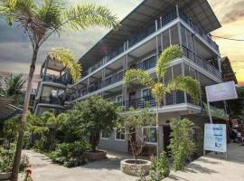 Roomy Guesthouse，位于瓜隆岛的住宿加早餐旅馆