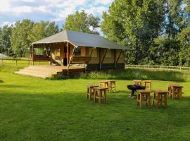 Horsley Hale Farm Glamping，位于伊利WWT维尔内易附近的酒店