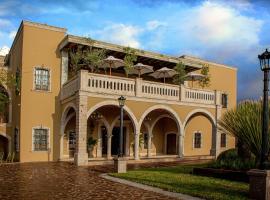 HC HACIENDA CATRINA HOTEL BOUTIQUE，位于锡劳的酒店