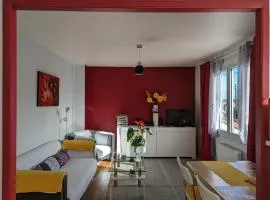 Charmant appartement avec terrasse et jardin, idéal pour 4 personnes, à Barbezieux - FR-1-653-196